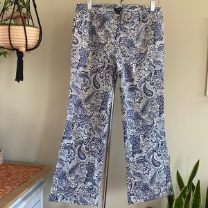 J Crew low fit blue paisley pants 95%cotton 5% Spandax Size 8